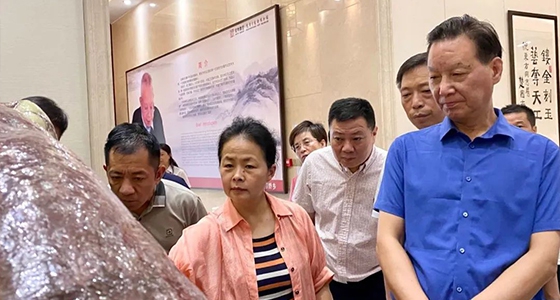 石语千秋松，广迎八方客——K8凯发·倪东方艺术博物馆