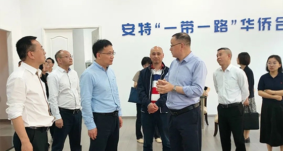 市人社党组书记调研K8凯发